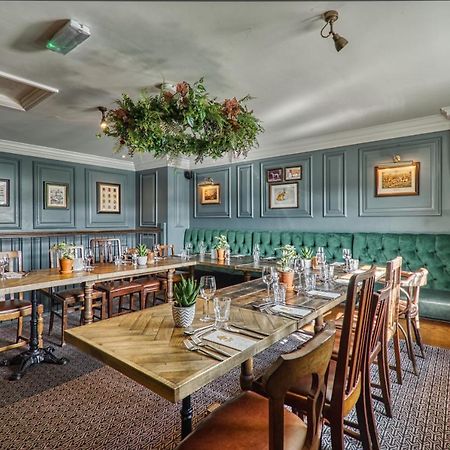 فندق The Wellington Arms - Basingstoke-Reading هيكفيلد المظهر الخارجي الصورة