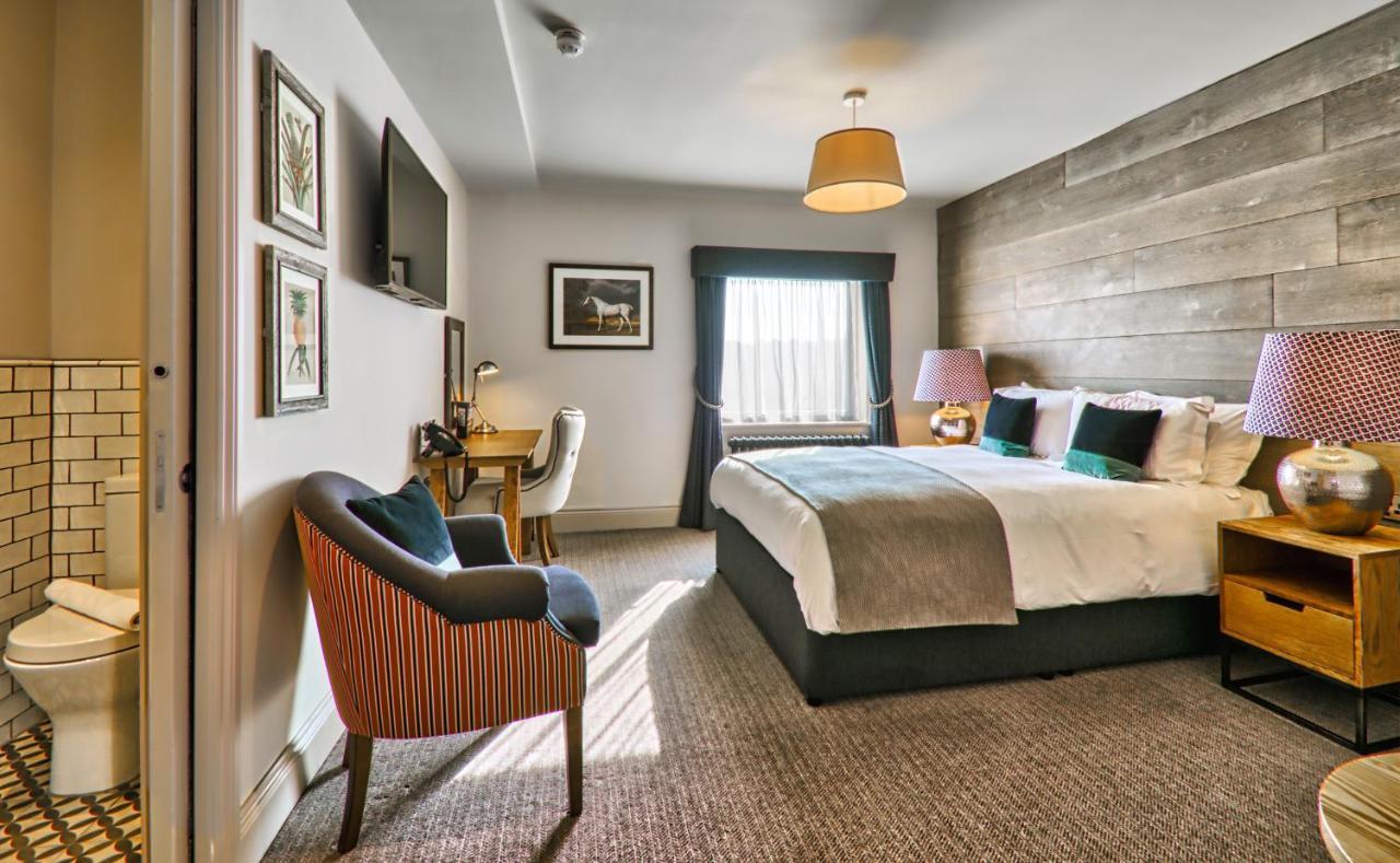 فندق The Wellington Arms - Basingstoke-Reading هيكفيلد المظهر الخارجي الصورة