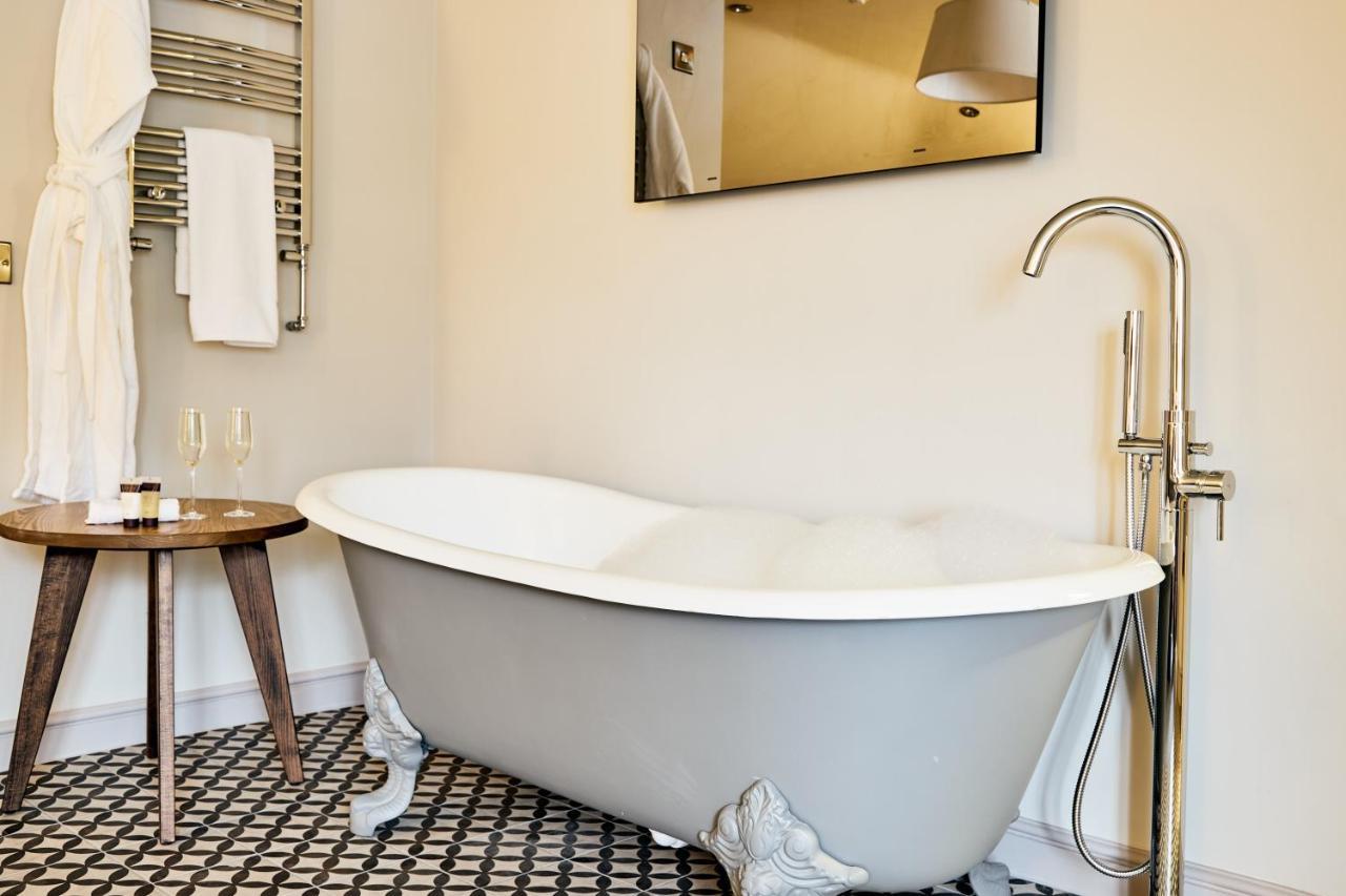 فندق The Wellington Arms - Basingstoke-Reading هيكفيلد المظهر الخارجي الصورة